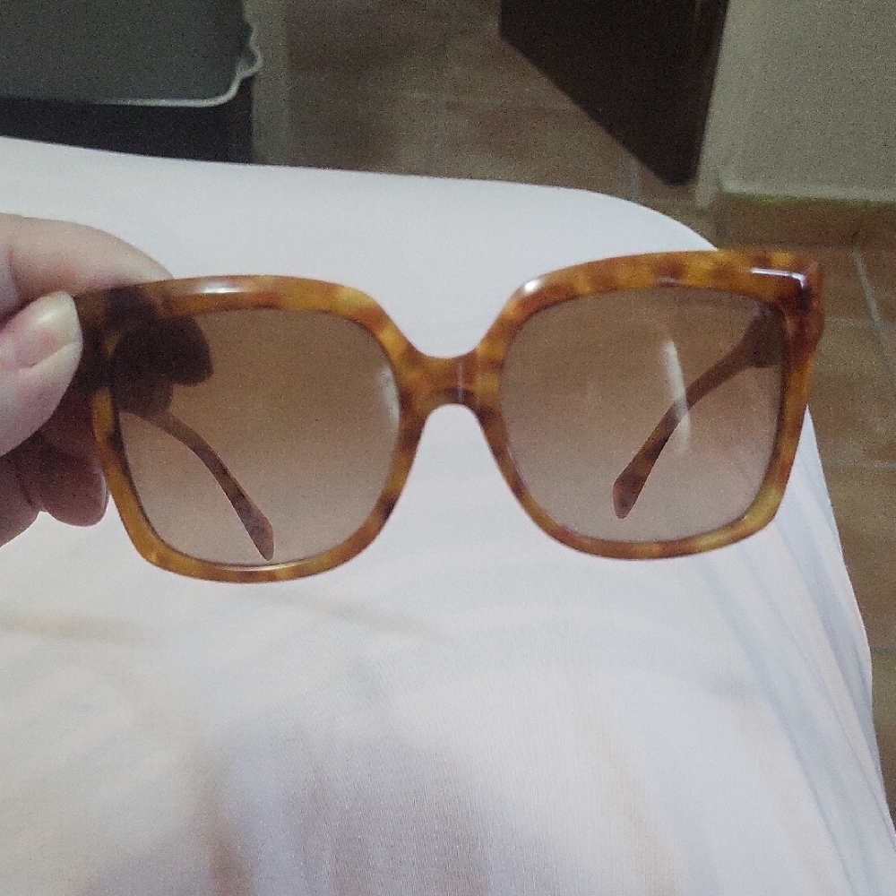 Tortoise Shell Sunglasses - image 1